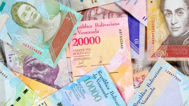 Venezuela eliminará seis ceros a su moneda e introducirá una divisa digital