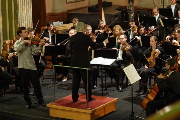 La programación del Xacobeo incluirá 4 giras y 30 conciertos