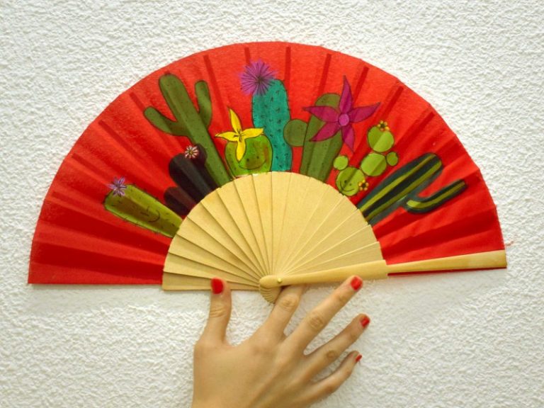 Cómo hacer un abanico con cartón