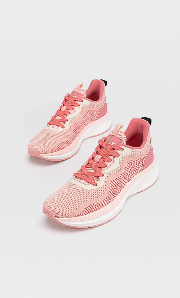 9 prendas de las rebajas finales de Stradivarius que son las más buscadas 87 9 prendas de las rebajas finales de Stradivarius que son las más buscadas