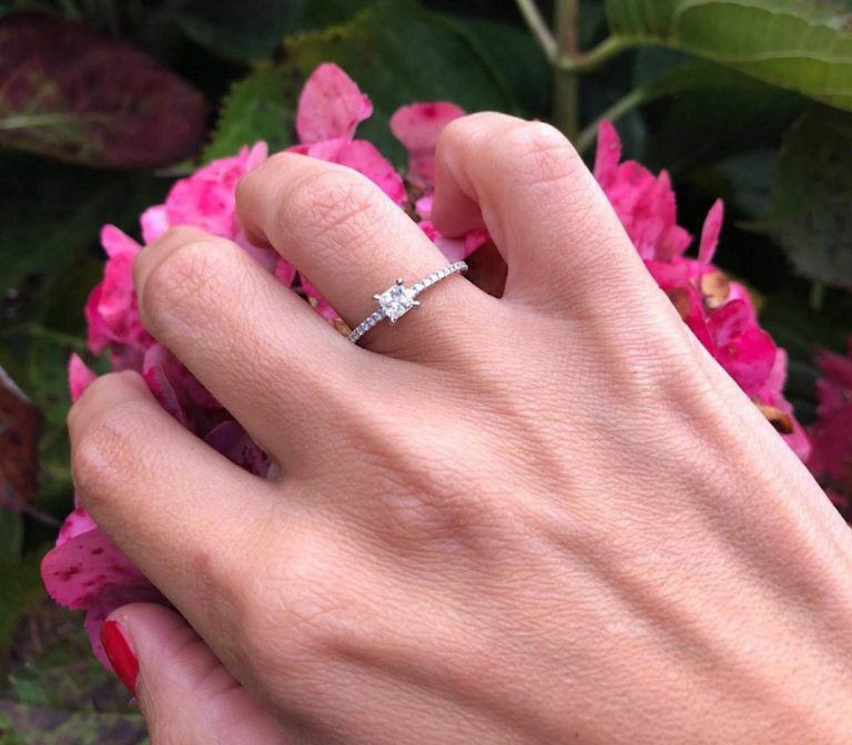 GODIAM Alta Joyería ofrece una colección de anillos de compromiso exclusivos y a medida