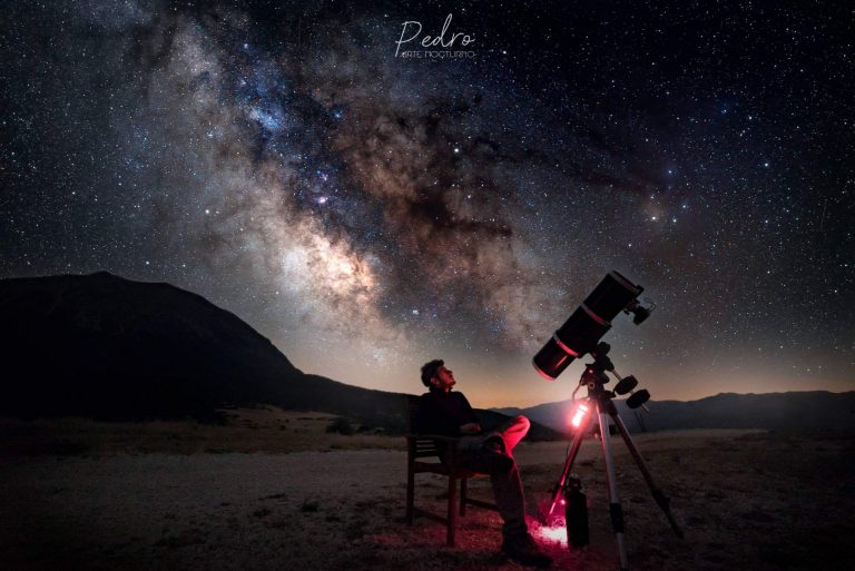 Pedro Mtz de Arte Nocturno, el astrofotógrafo que ha revolucionado la edición