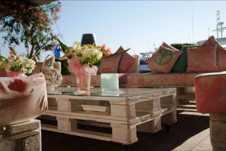 Dydaya Home plantea mesas con palés de diseño