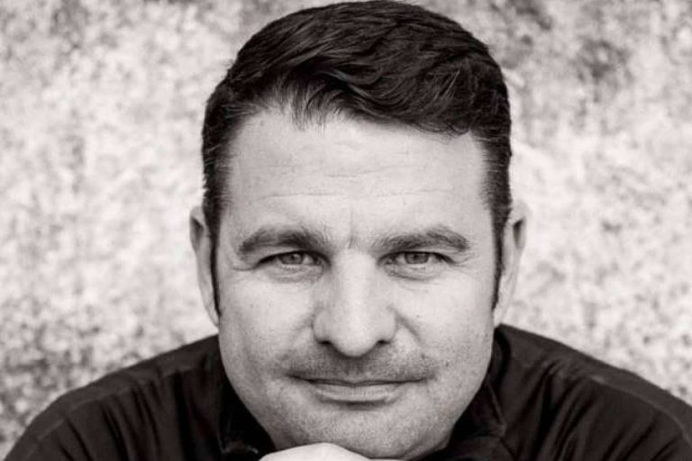 la estrategia para alcanzar el éxito en un emprendimiento