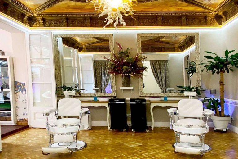 Tratamientos para recuperar el pelo dañado tras el verano al 100%: ICARO SALON