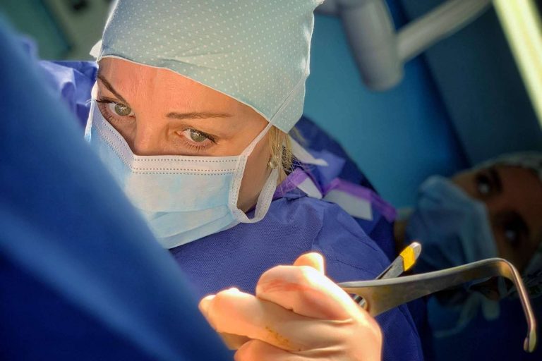 ¿Cómo poner solución a las mamas tuberosas? con la Dra. Patricia Gutiérrez