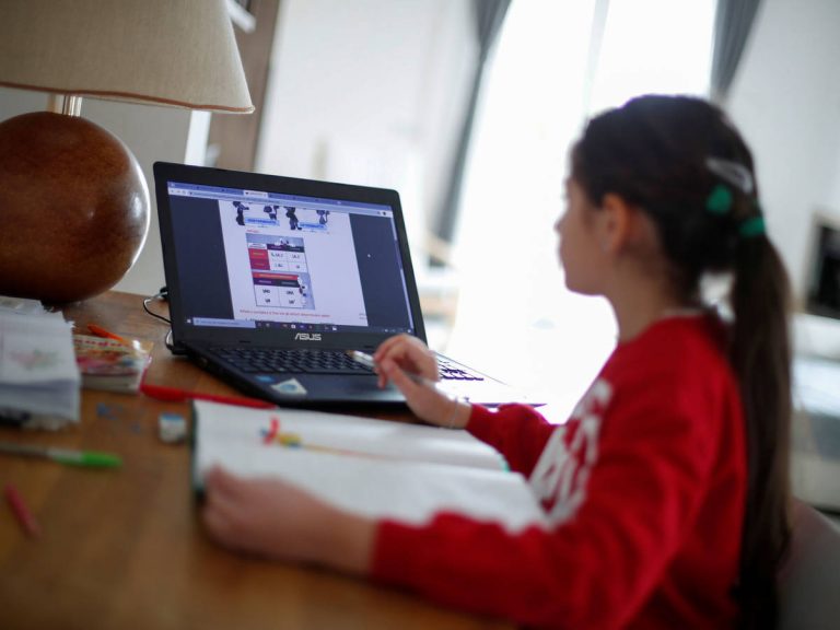 Cómo ahorrar en la “vuelta al cole”: comparar precios y elegir lo más económico