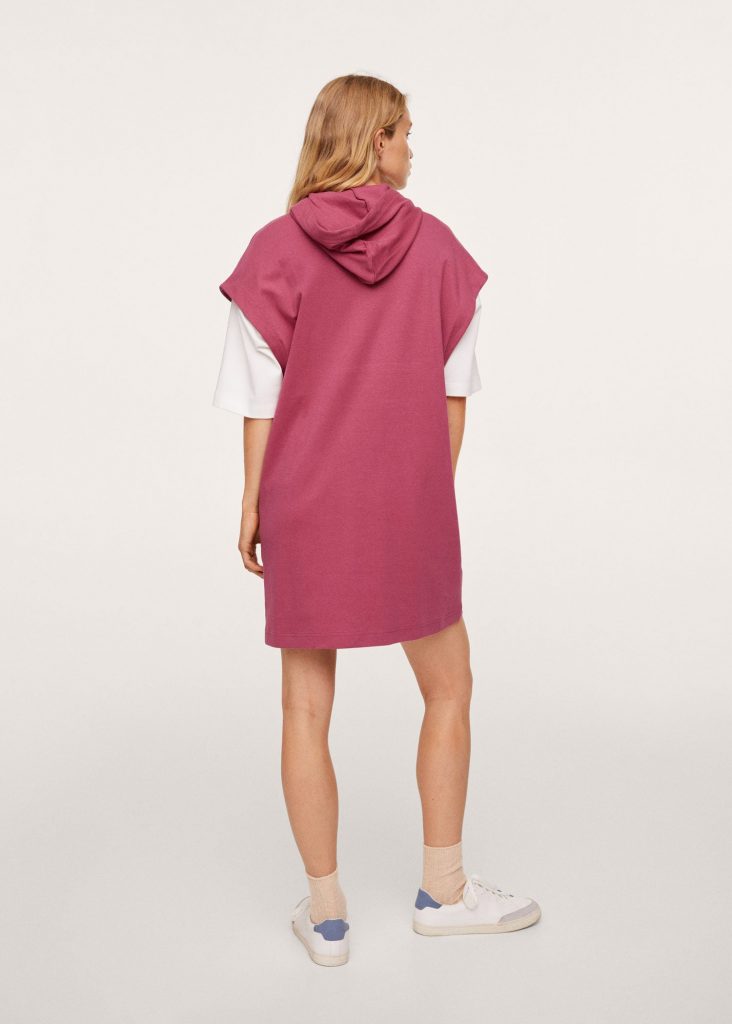 Mango: el vestido corto por 20 euros que más de una querrá para lucir bronceado