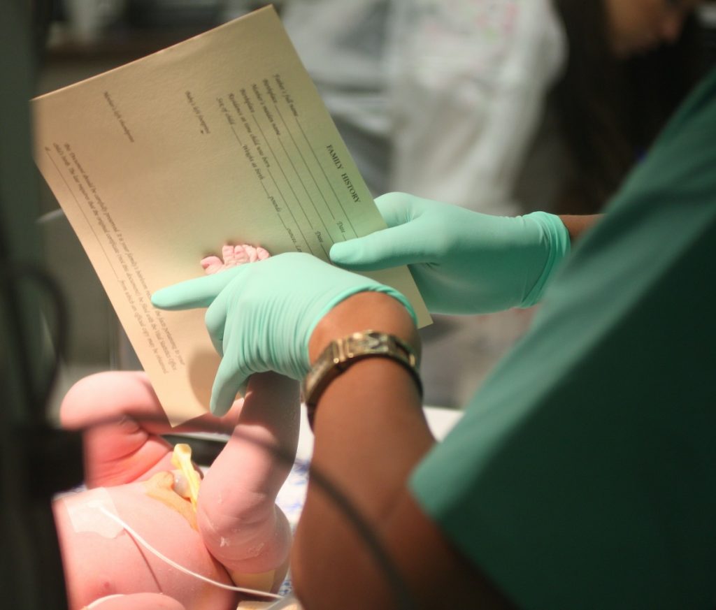 Trámite de la partida de nacimiento individual o de otra persona (familiar)