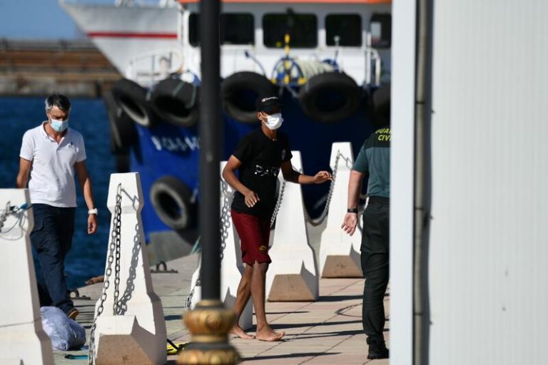 Más de 130 migrantes han llegado de forma ilegal a España en lo que va de semana