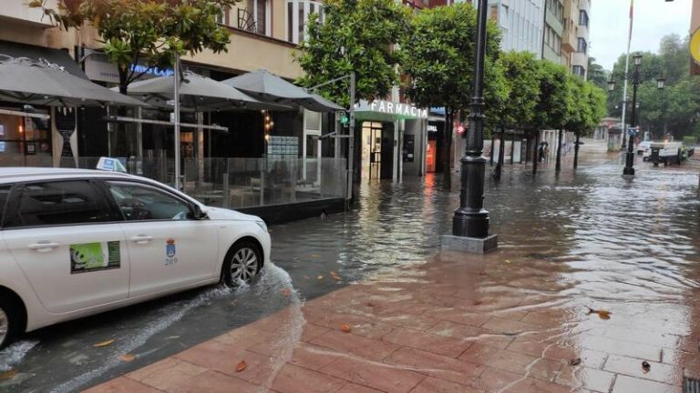 Las fuertes lluvias seguirán hoy en amplias zonas de España