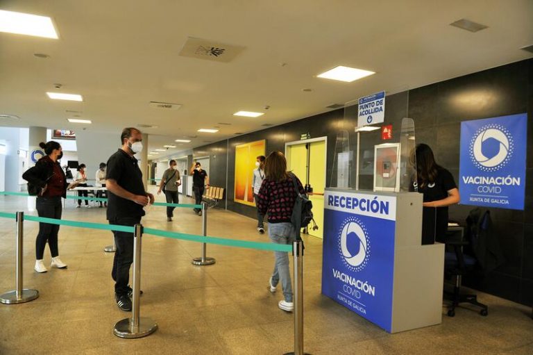 Galicia ya ha vacunado a más del 78% de la población con la pauta completa