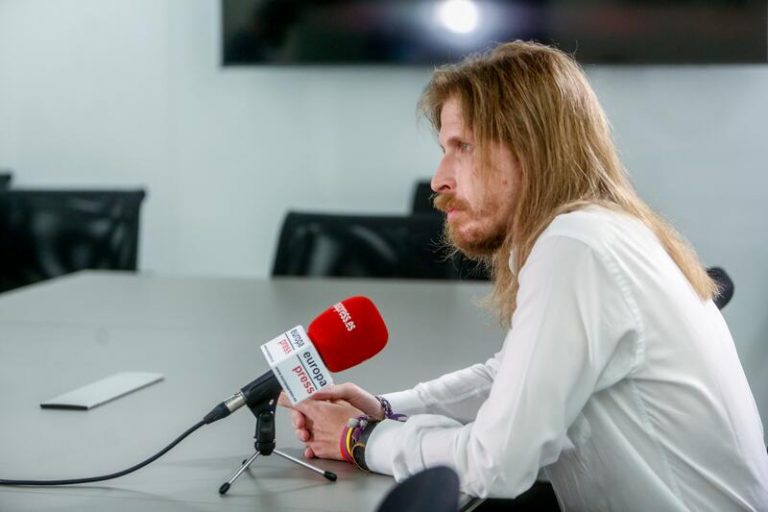 Podemos anima a salir a la calle ante las agresiones homófobas