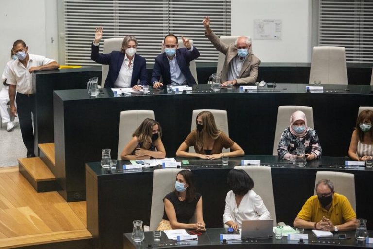 Más Madrid lamenta que vuelvan las 'compras' del PP