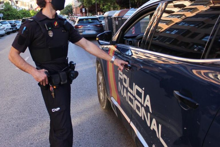 Detenido un hombre en Valencia tras entrar en la casa de su expareja