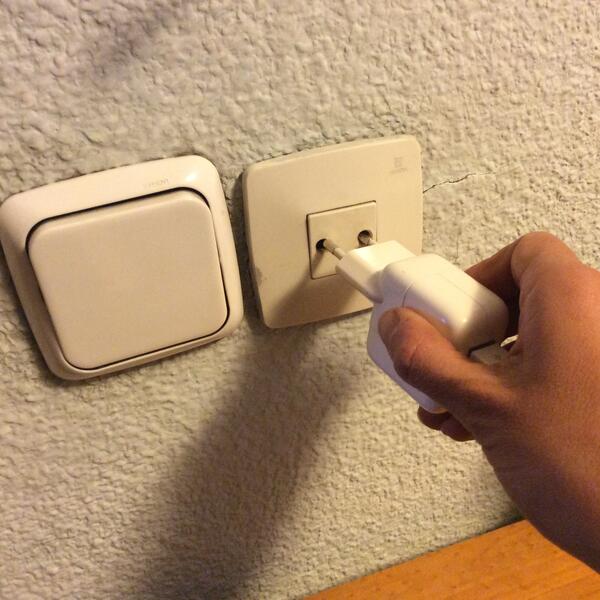 La luz alcanzará este jueves su precio más alto de la historia, con 141,7 MWh