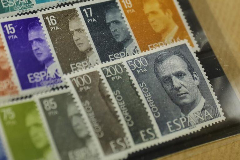 El rey emérito contrata al bufete Clifford Chance para su defensa en la demanda de Larsen