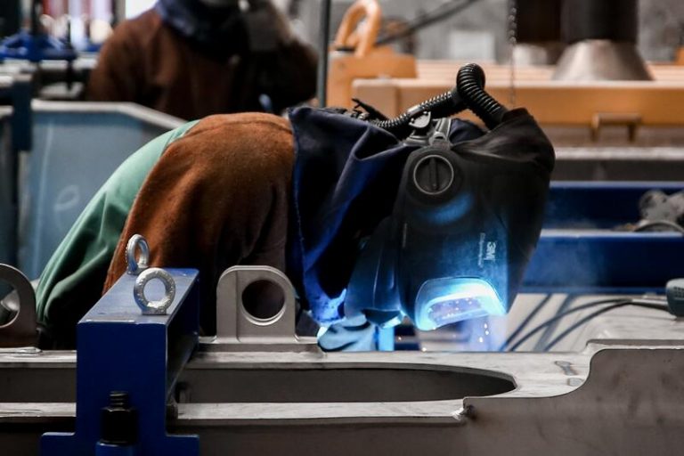 El paro de la OCDE baja al 6,2% en julio, dos décimas menos