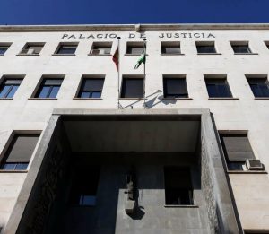 Declaran culpable al parricida confeso de Almería, que acepta 13 años y medio de prisión
