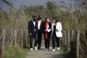 Colau celebra que el Gobierno pare "el desastre" de la ampliación de El Prat