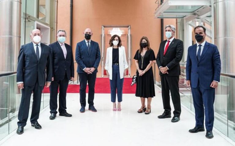 Las universidades madrileñas vacunarán a sus estudiantes en los campus