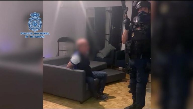 Cirugía, disfraces y mudanza cada tres meses: así se escondió El Pollo Carvajal