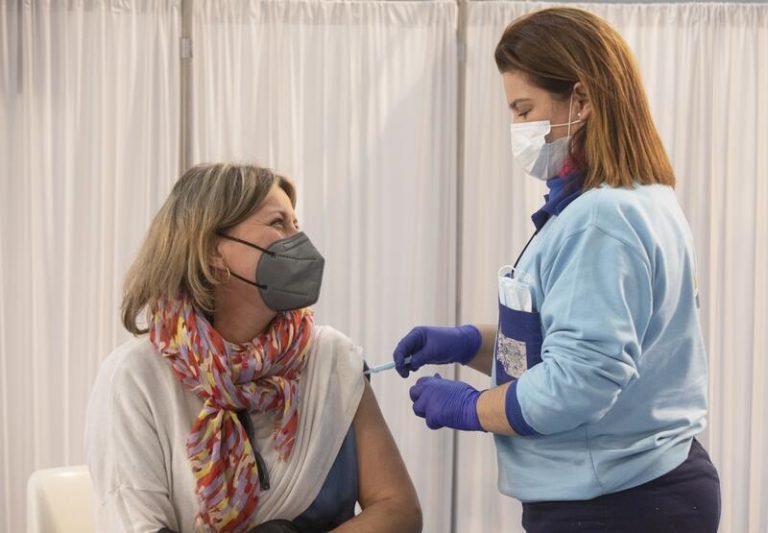 Andalucía organiza nuevas jornadas de vacunación sin cita contra Covid-19