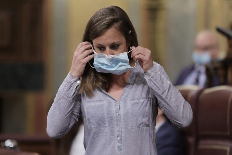 La CUP censura que el referéndum no esté en la mesa de diálogo