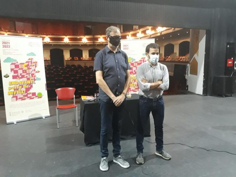 Valencia: El curso se ha iniciado bien, con menos alumnos y más profesores