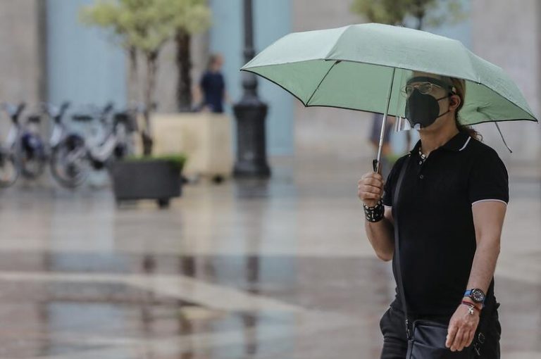 Una decena de CCAA tendrá este martes riesgo por lluvias o tormentas fuertes