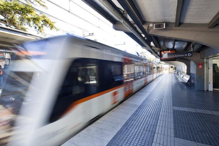 El Gobierno invierte 69 millones en la instalación de señalización en dos tramos del Corredor Mediterráneo