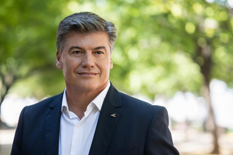 La PMCM alerta de que 96 ayuntamientos tardan más de un año en pagar