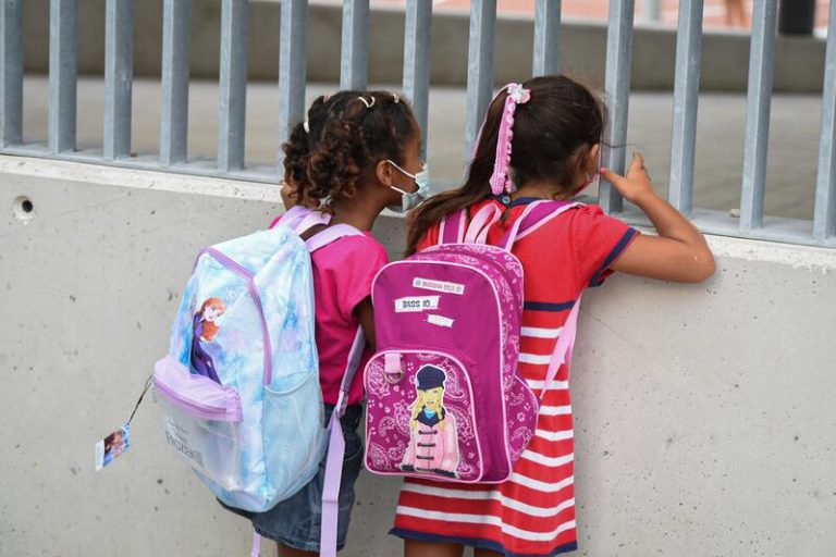 Casi 900.000 estudiantes recibieron una beca en el curso 2020-2021