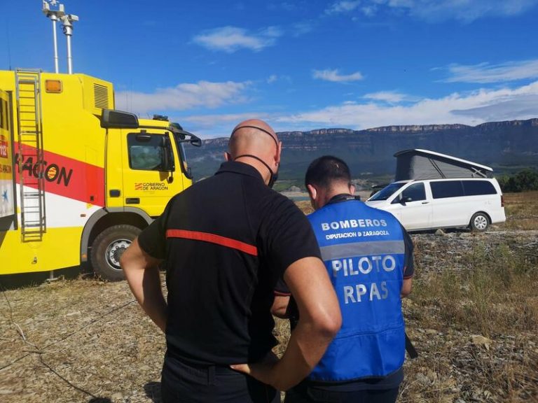 Más de 140 bomberos participan en un gran simulacro de búsqueda de personas