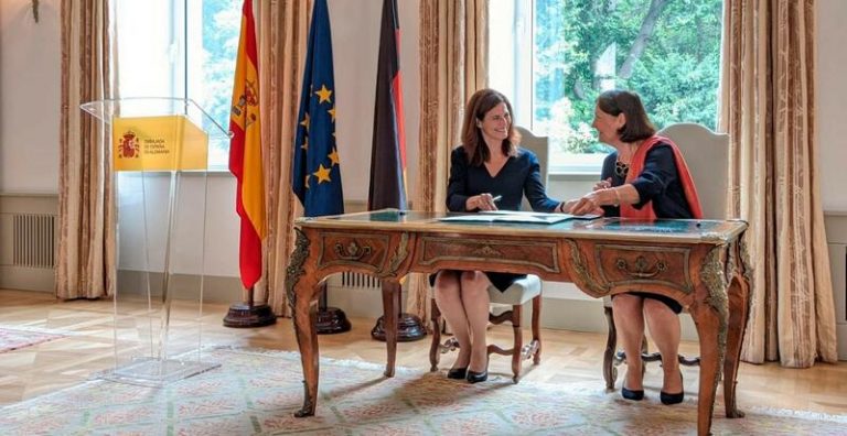 España firma un convenio con Alemania para promover la cooperación científica