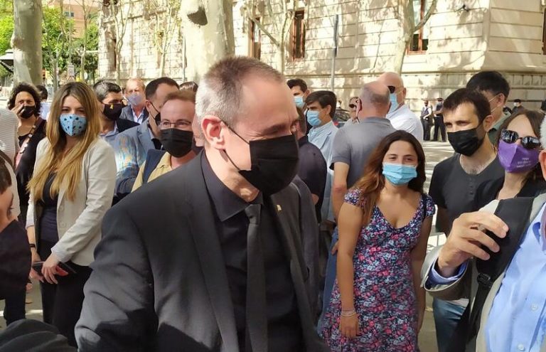 Campdepadrós dice al TSJC que las resoluciones no desobedecían al TC