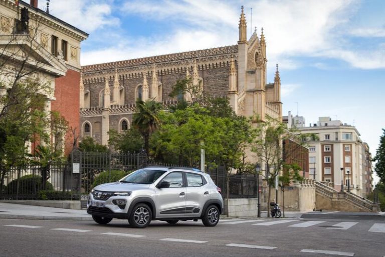 Dacia acudirá a la VI Feria del Vehículo Eléctrico de Madrid con su modelo Spirng
