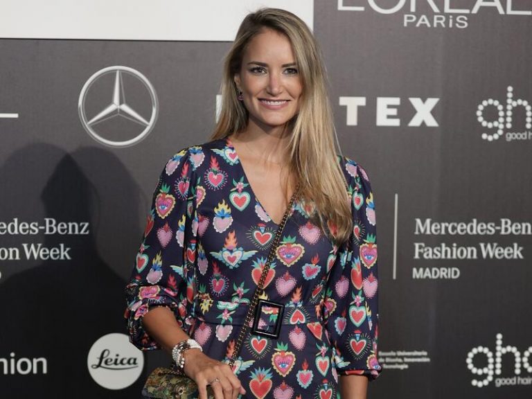 Alba Carrillo vuelve a la carga y critica duramente a Antonio David y Rocío Flores