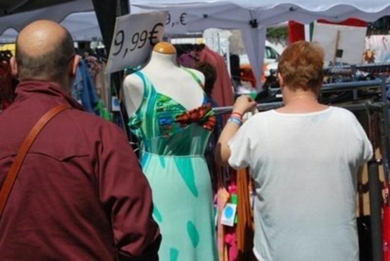 Los comercios y mercadillos de Madrid no tendrán restricciones de aforo