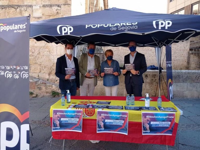 El PP acusa a Sánchez de vender como bajada de la luz un pago en diferido