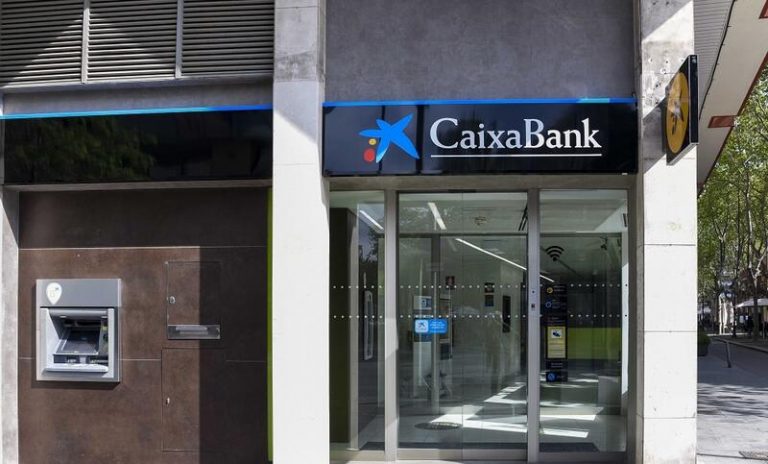 CaixaBank acepta 6.058 peticiones del ERE y quedan 515 salidas pendientes de cubrir