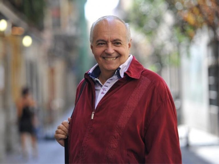 El juez autoriza a la Policía el acceso a los teléfonos, discos duros y correos de la red de Moreno