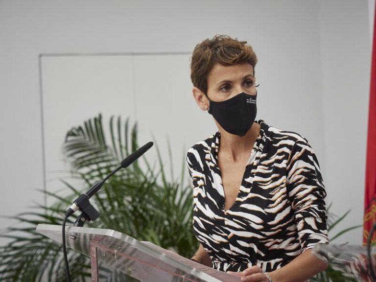 Chivite anuncia una bajada de la presión fiscal a rentas bajas y medias