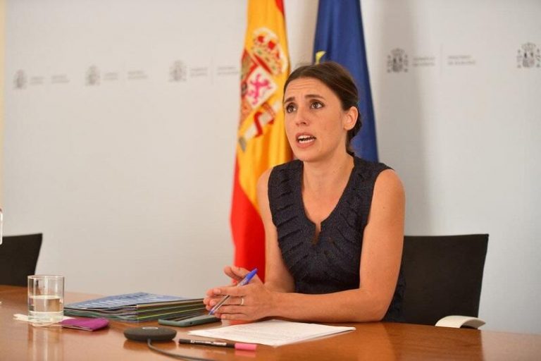 La expareja de Juana Rivas demanda a Montero y Errejón por injurias y calumnias