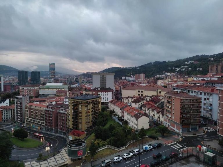 Las tormentas, las lluvias y las olas tendrán este miércoles en riesgo a 11 provincias