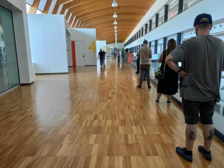 Asturias registra 22 nuevos casos y dos fallecidos durante el lunes y el martes