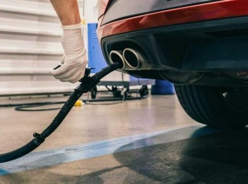 Carburante en un coche Transport & Environment denuncia que el sector