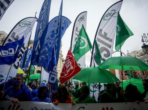 Sindicatos medidas de presión para empleados de prisiones ACAIP-UGT y CSIF plantean conflicto colectivo en Prisiones hasta la mejora laboral prometida