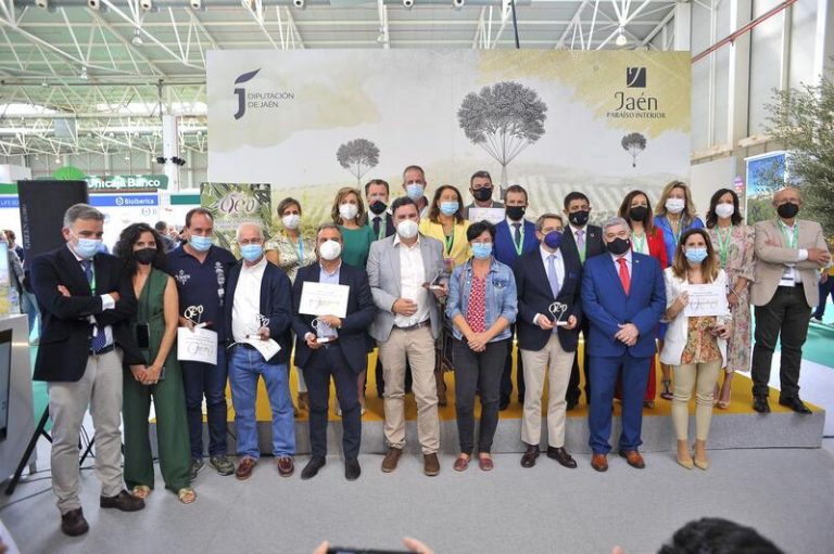 AEMO entrega en Expoliva sus premios que reconocen la labor de personas y entidades