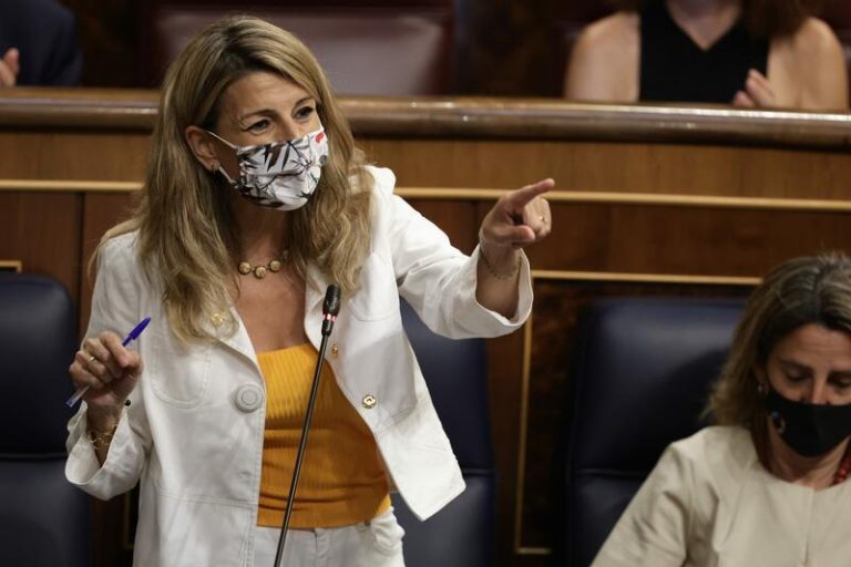 Aval del Congreso a las propuestas de PSOE y Podemos para la reforma laboral de Díaz